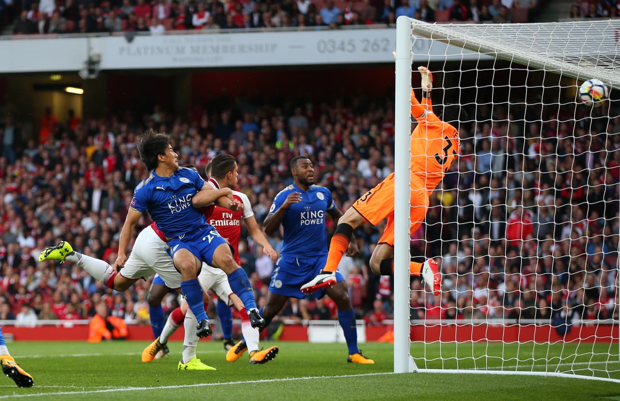 Sin embargo, el japonés Okazaki puso la igualdad al minuto cinco, para el deleite de los espectadores en el Emirates y en los hogares.