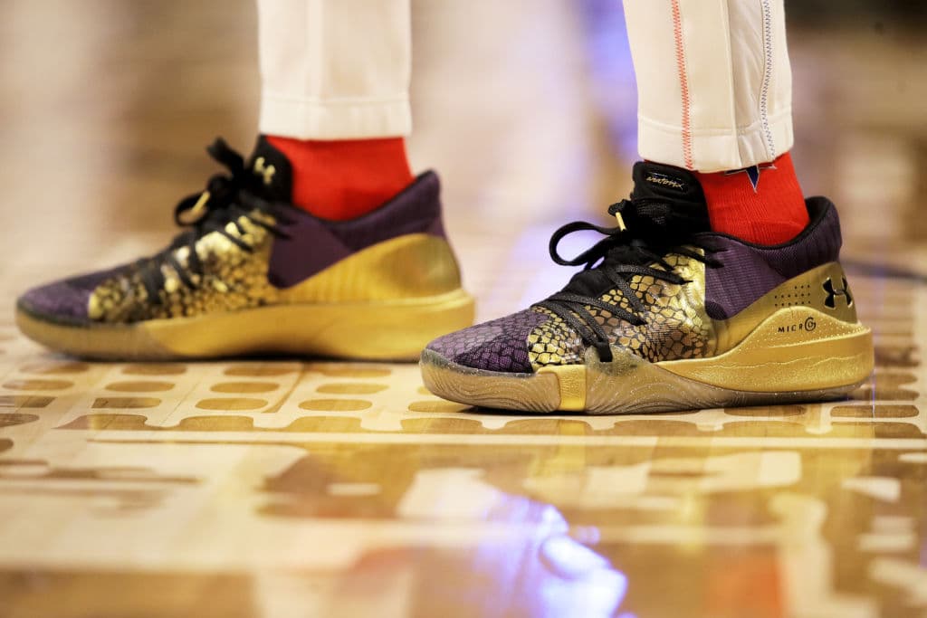 Tenis Under Armour usados por Joel Embiid #24 del equipo Giannis.
