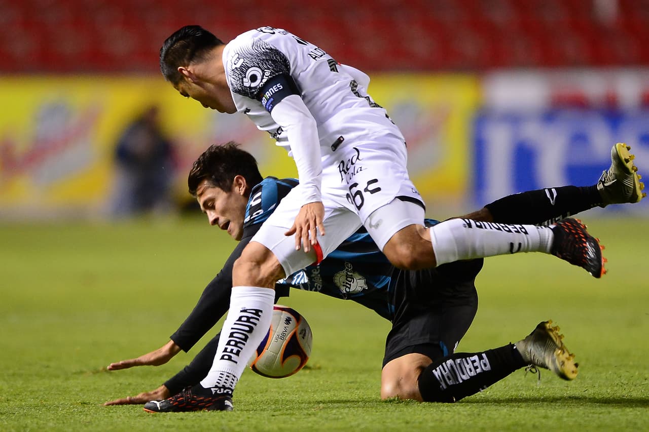 Con un solitario gol de Chico, al minuto 87, Querétaro consigue vencer 1-0 al Atlas y se quedan con tres valiosos puntos.