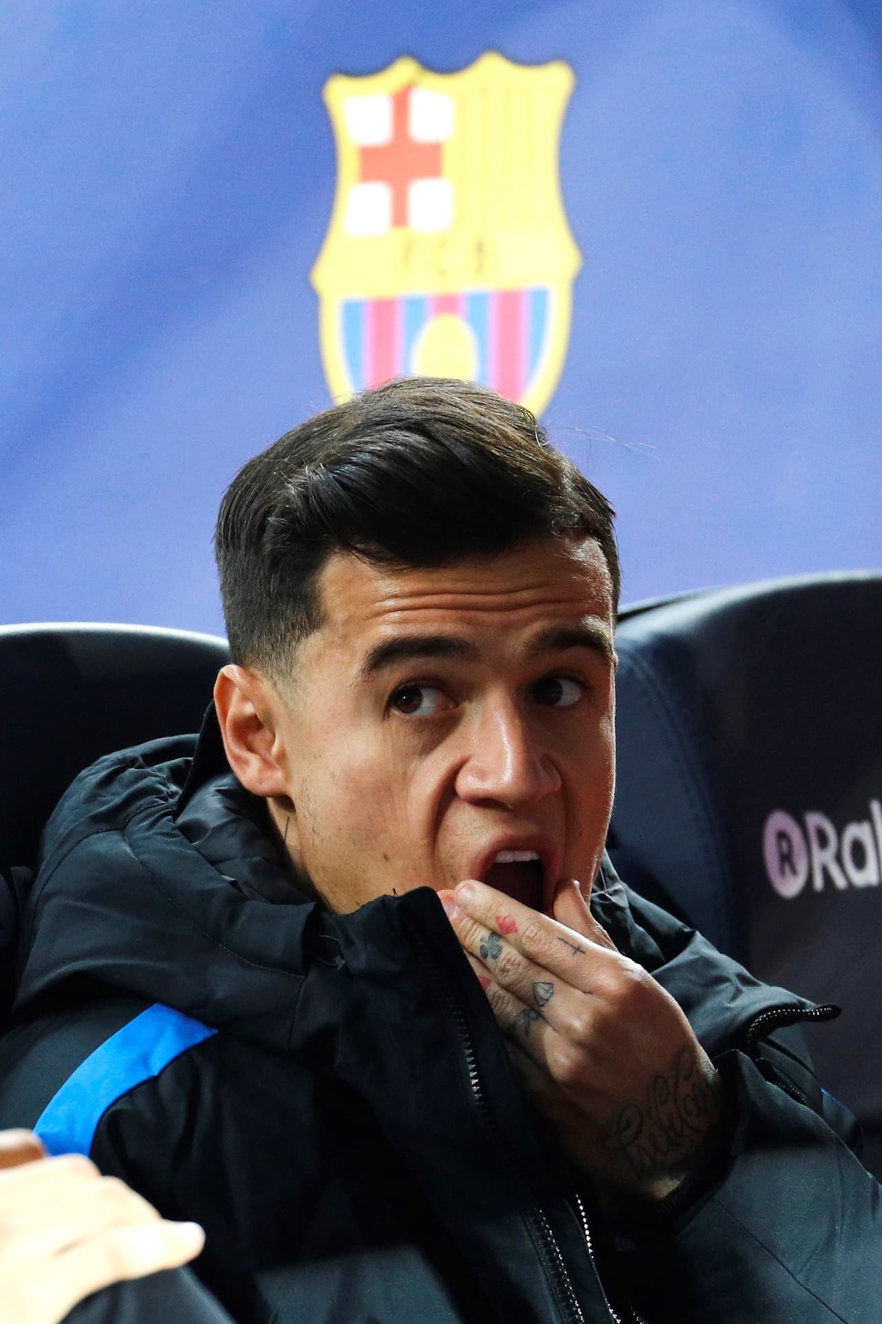 El brasileño Philippe Coutinho y el colombiano Yerry Mina estuvieron en la convocatoria de Barcelona.