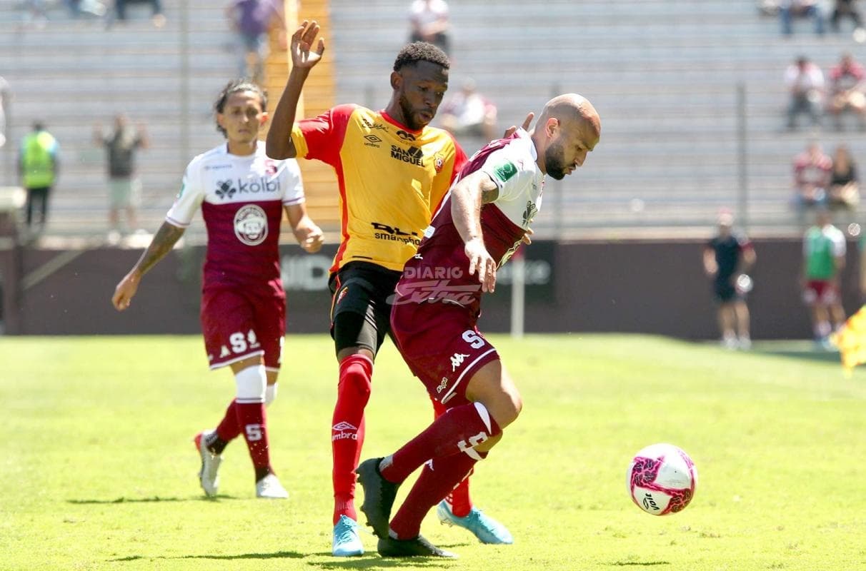 <b>Liga FPD, Costa Rica</b>
<br>A puertas cerradas por dos semanas.