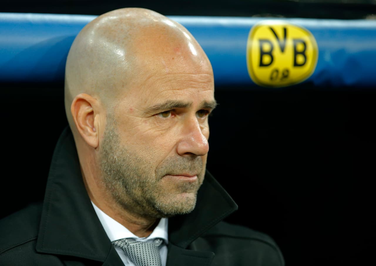 9. Peter Bosz (Ajax / Borussia Dortmund - Sin equipo) - 18 puntos