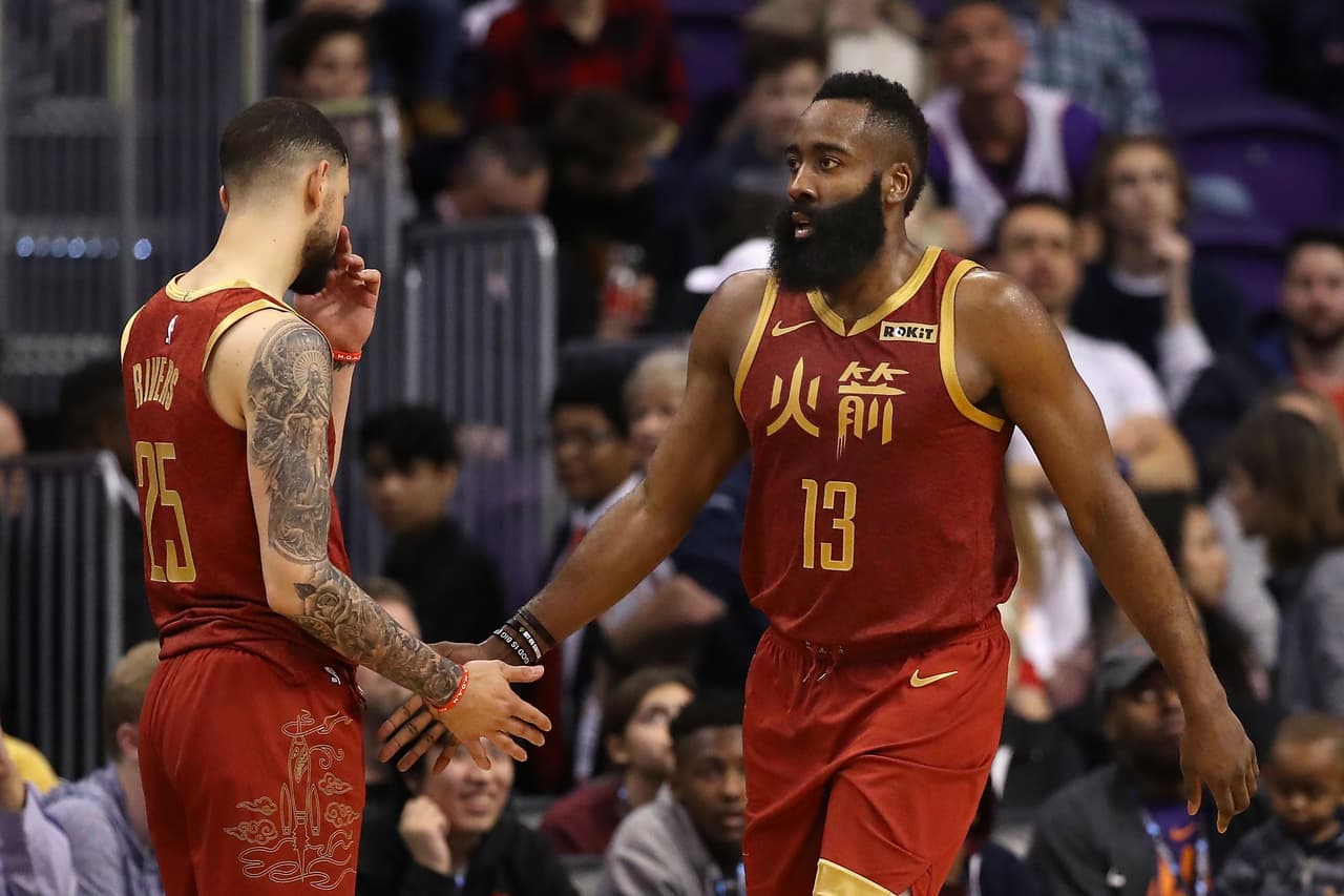 James Hardem sigue siendo el mejor jugador de los Rockets con 44 puntos, ocho rebotes y seis asistencias en la noche del lunes.