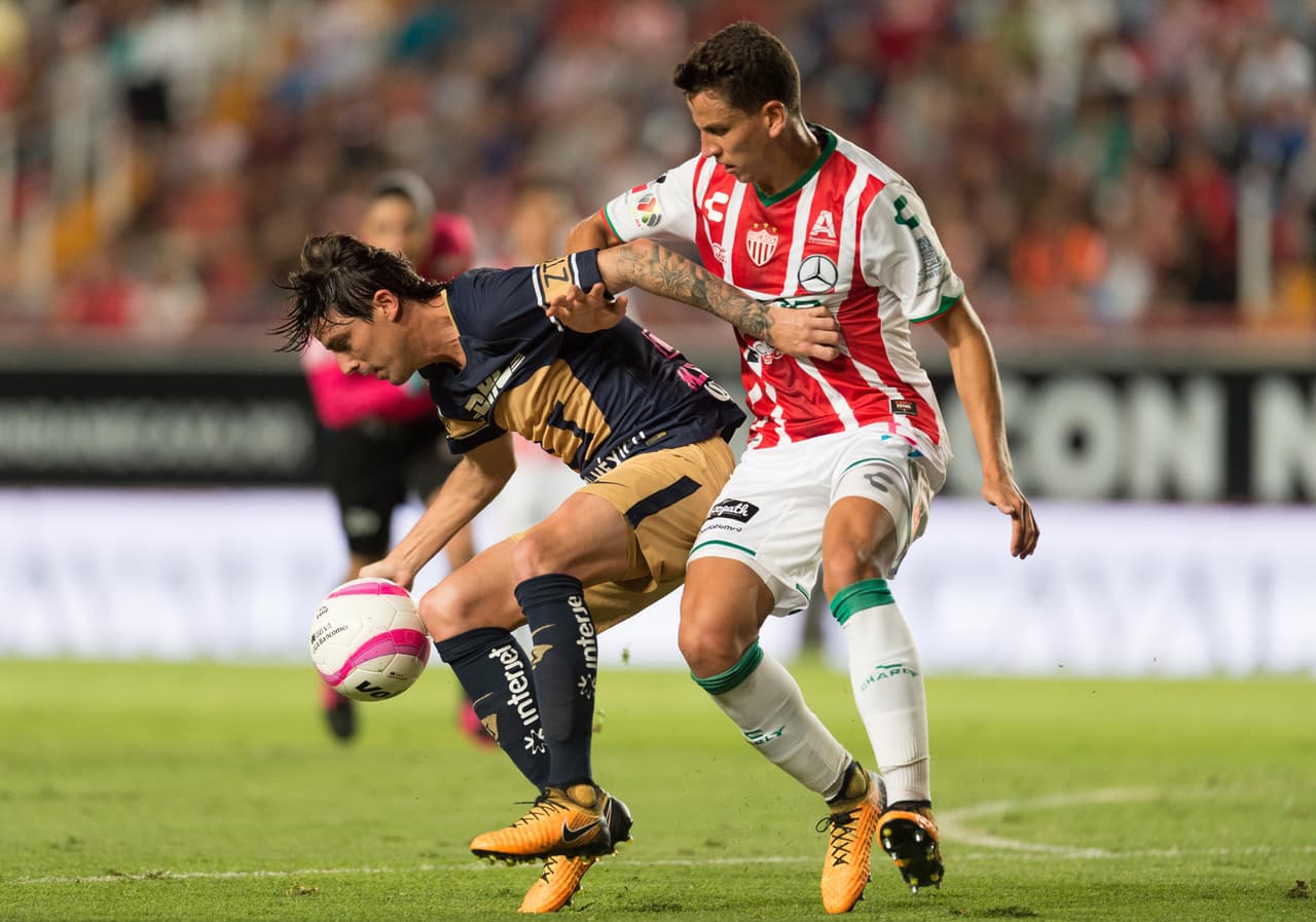 Pero no todo es negro. Hoy los Pumas mostraron su mejor versión del torneo, tuvieron buen manejo de balón y dominaron el encuentro durante gran parte de los 90 minutos.