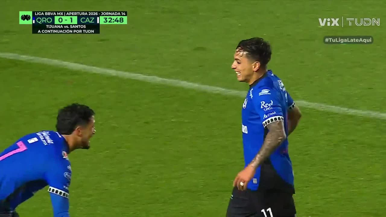 ¡Golazo de los Gallos Blancos! Mateo Coronel manda fusil, imposible para Gudiño