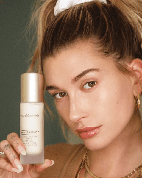 La esposa del cantante canadiense tiene dermatitis perioral, que se refleja en mejillas, bajo sus ojos o alrededor de la boca.