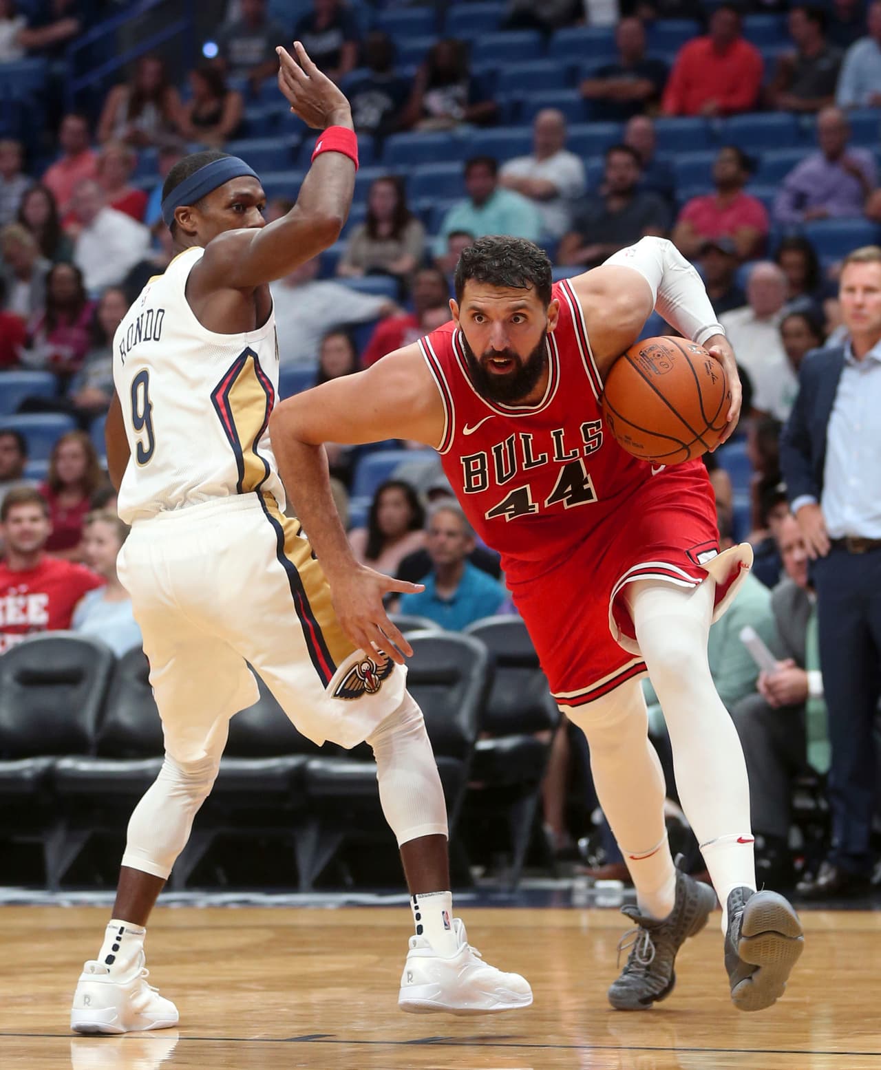 Nikola Mirotic de los Bulls es hospitalizado luego de pelea en la práctica