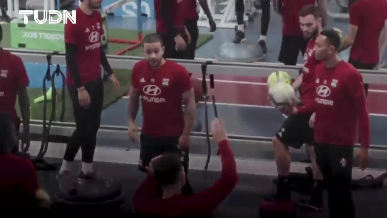 Presidente de Lyon cierra las puertas a Barcelona por Depay