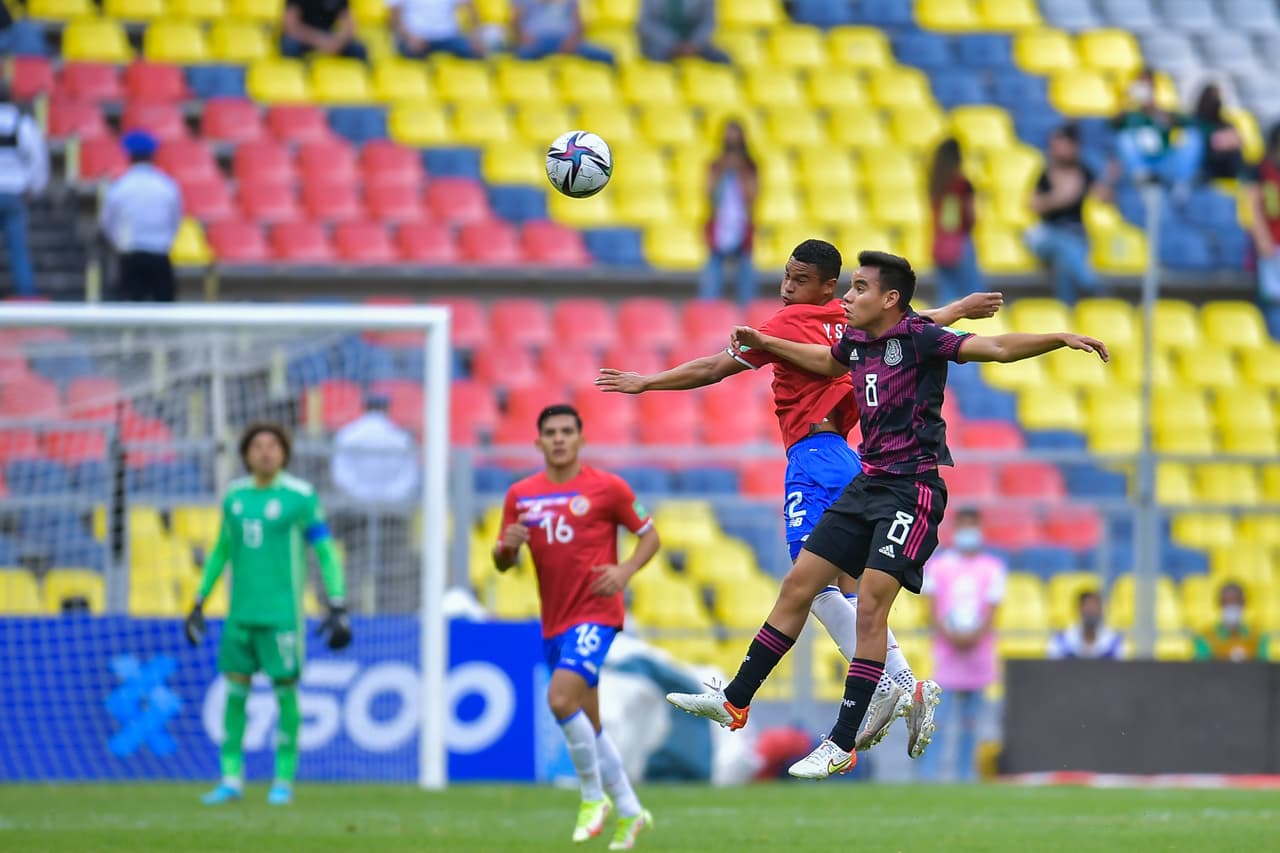 Pese a contar con el regreso a la titularidad de jugadores importantes como Lozano, 'Tecatito' y Edson, México igualó sin goles ante Costa Rica en el Azteca.