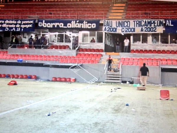 Así quedó el Maracaná panameño tras los incidentes.
