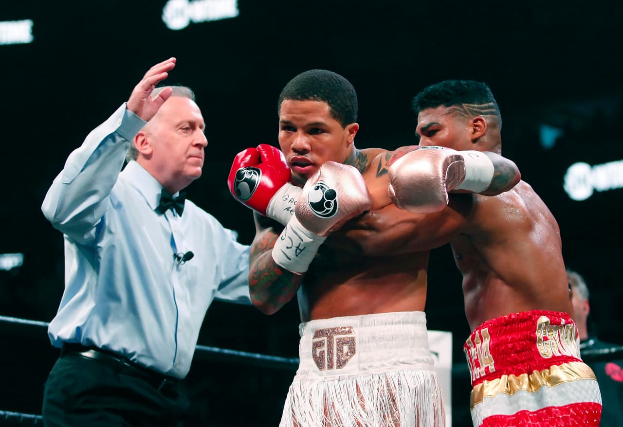 El estadounidense es campeón de la AMB versión 'regular' y continúa invicto al tener un récord de 24-0.
<br>