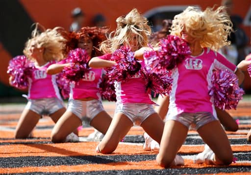 Checa lo mejor de las chicas en rosa de la NFL que apoyaron a la detección temprana del cáncer de mama.