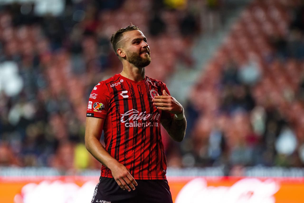 González Pírez reveló que Xolos rebajó los sueldos a la mitad