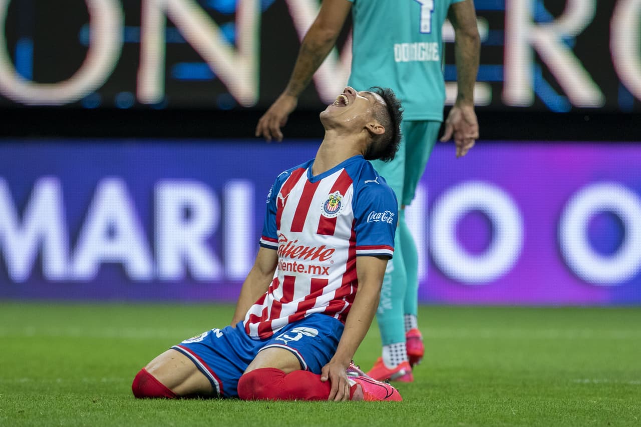 Uriel Antuna, una noche de pesadilla ante Cruz Azul