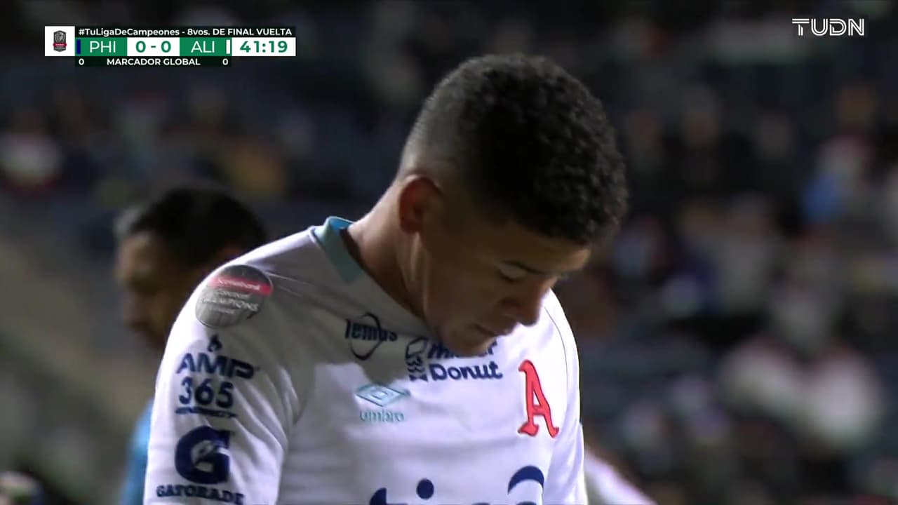 ¡Alianza se queda con 10! Expulsión para Alexis Montes