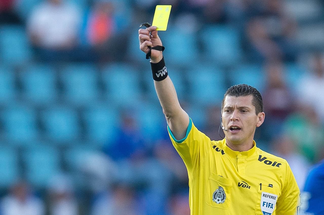 Erick Yair Miranda fue el árbitro central del encuentro. Fue un partido limpio y sólo fueron necesarias tres tarjetas de amonestación.