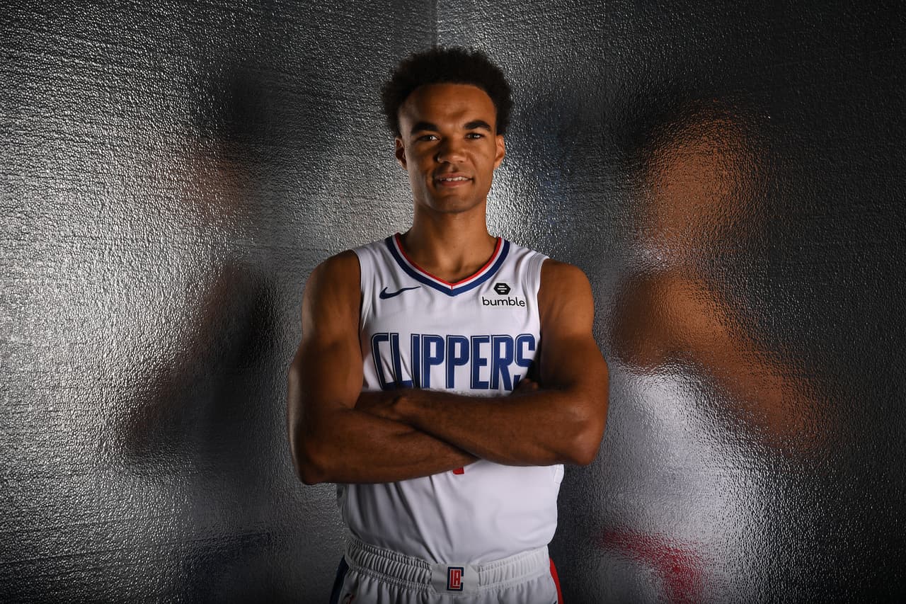 Jerome Robinson pasa a los Washington Wizards.