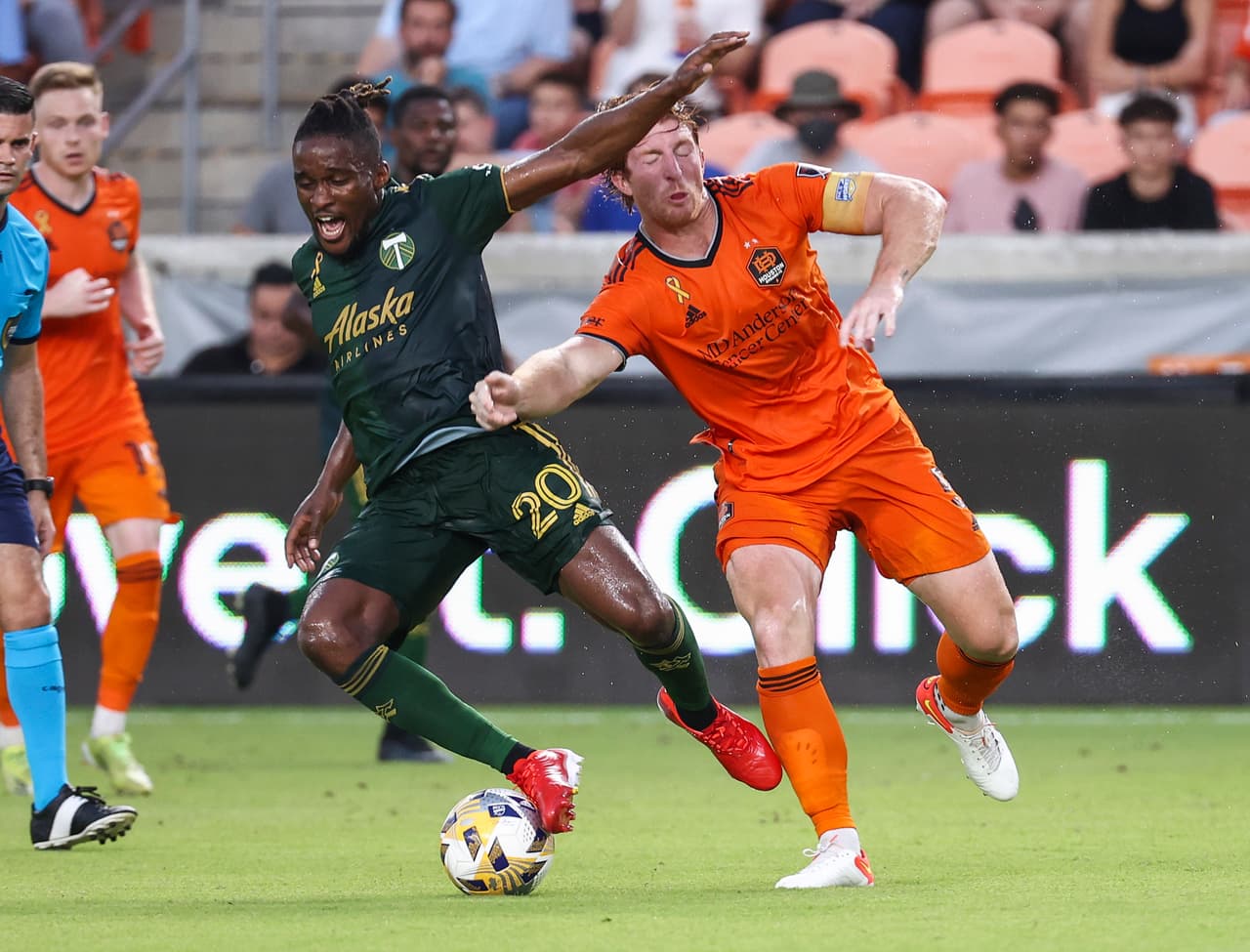 El resultado mantiene a Houston Dynamo en la última posición de la Conferencia Oeste.
<br>