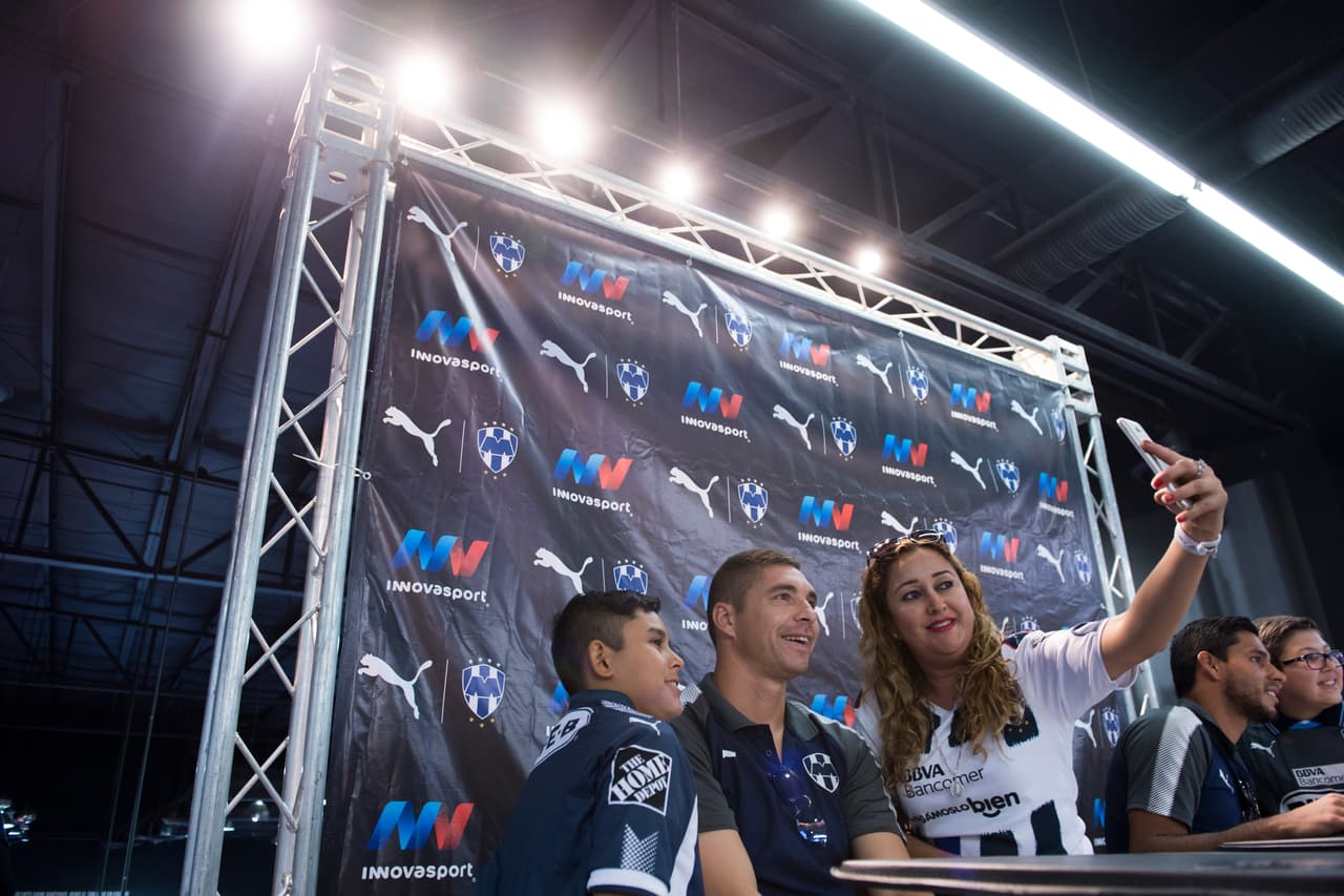 Sin embargo, el más aclamado por niños, jóvenes y adultos fue el portero argentino.