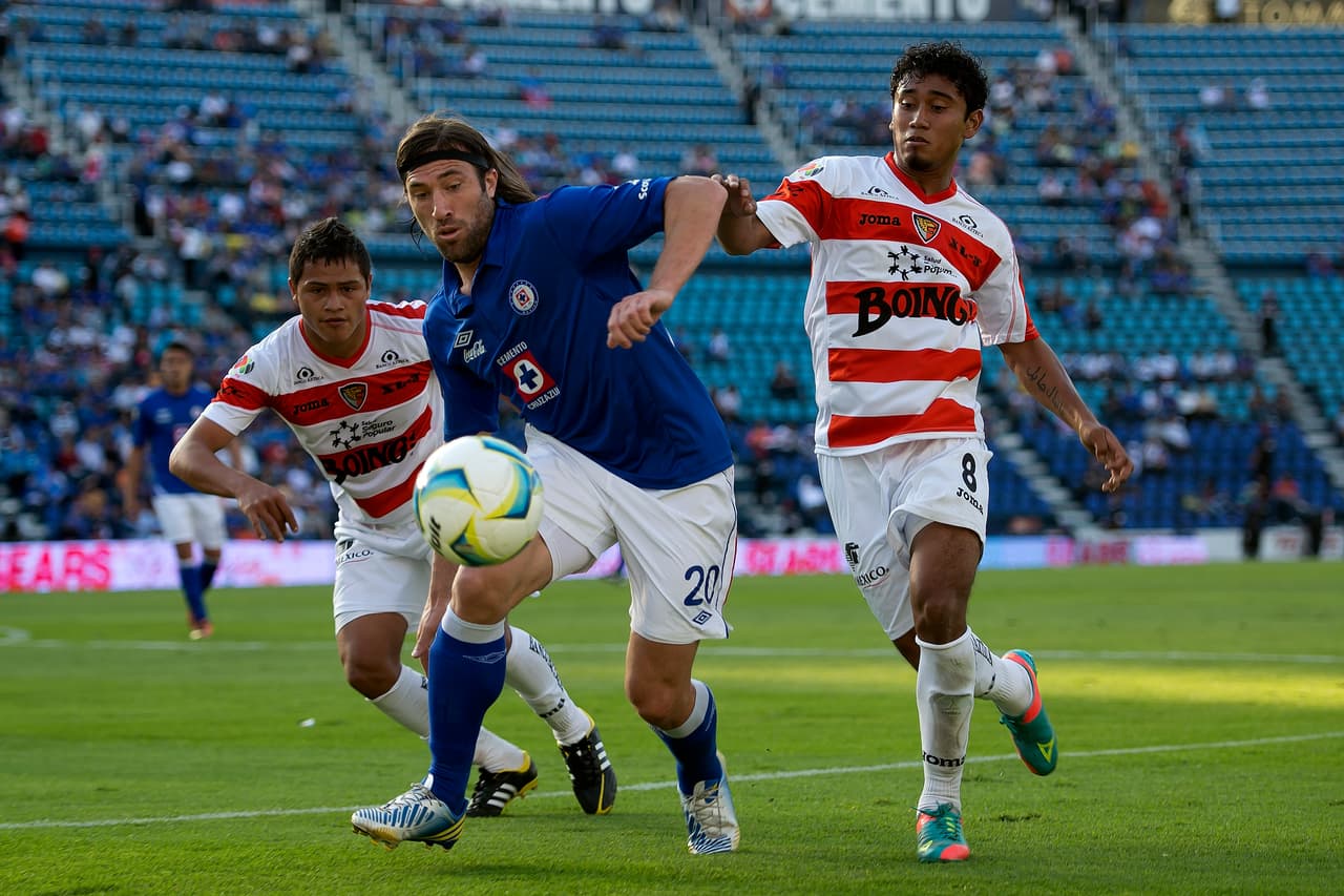 Después de quedarse en la orilla en la búsqueda del trofeo, llegó el Apertura 2013 con evidente tinte de revancha para la institución.