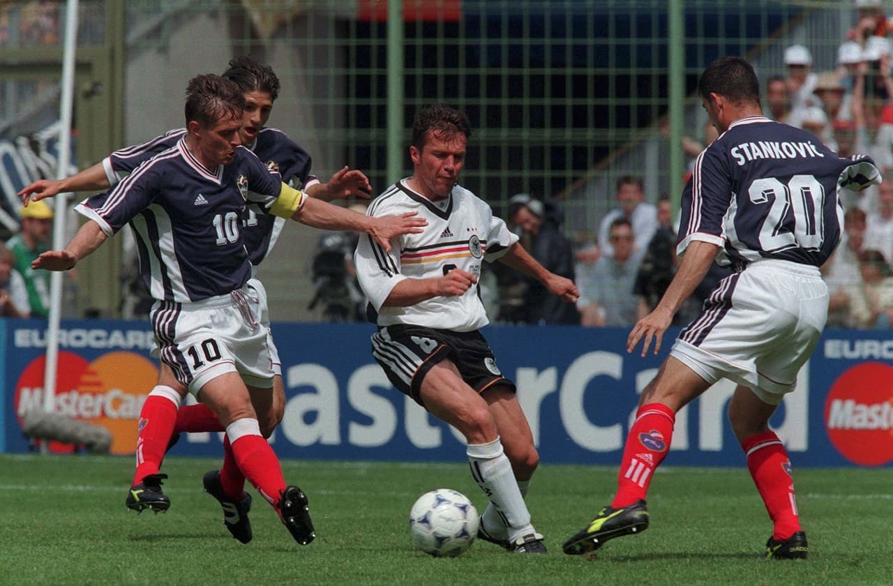 Yugoslavia contó con el volante en su clasificación como segundo del grupo en Francia 1998, donde el equipo quedó eliminado en octavos de final contra Holanda tras caer 2-1.