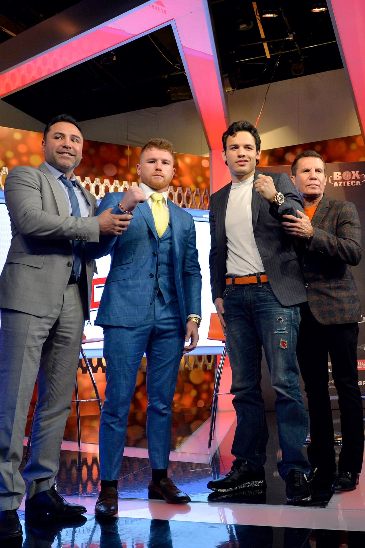 Eso sí, no le gusta que lo comparen con Julio César Chávez, pero le agrada que digan que son parecidos porque eso significa que es uno de los mejores de su momento.