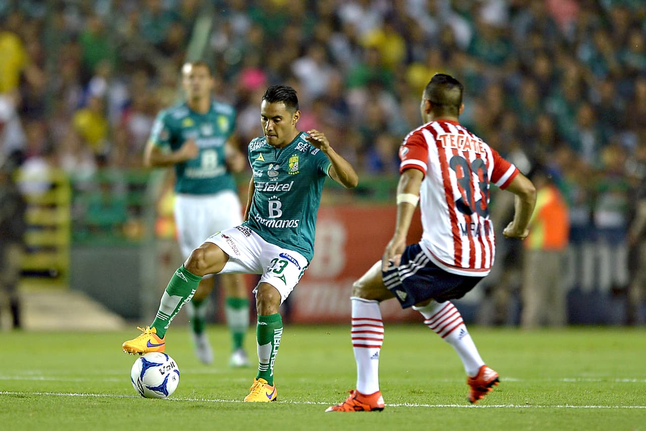 'Gallito' Vázquez confirma importante oferta de Chivas