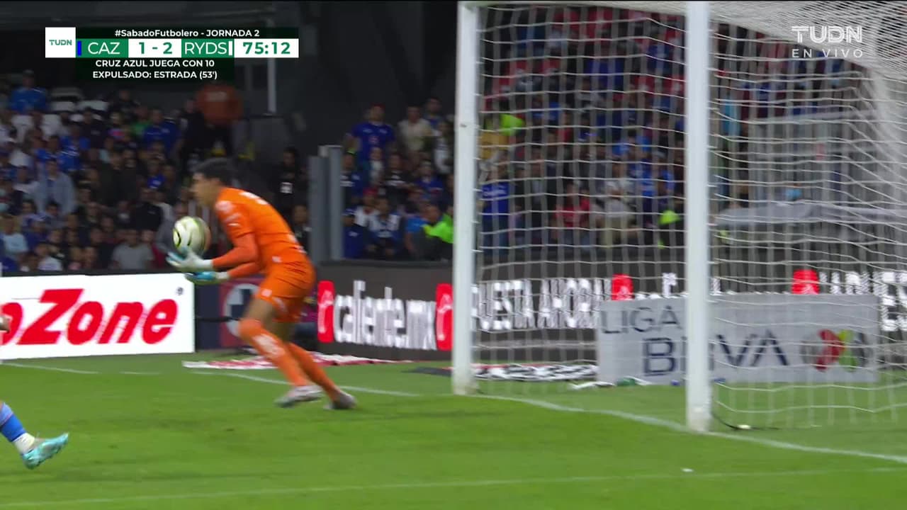 ¡GOOOL! Germán Berterame anota para Monterrey.