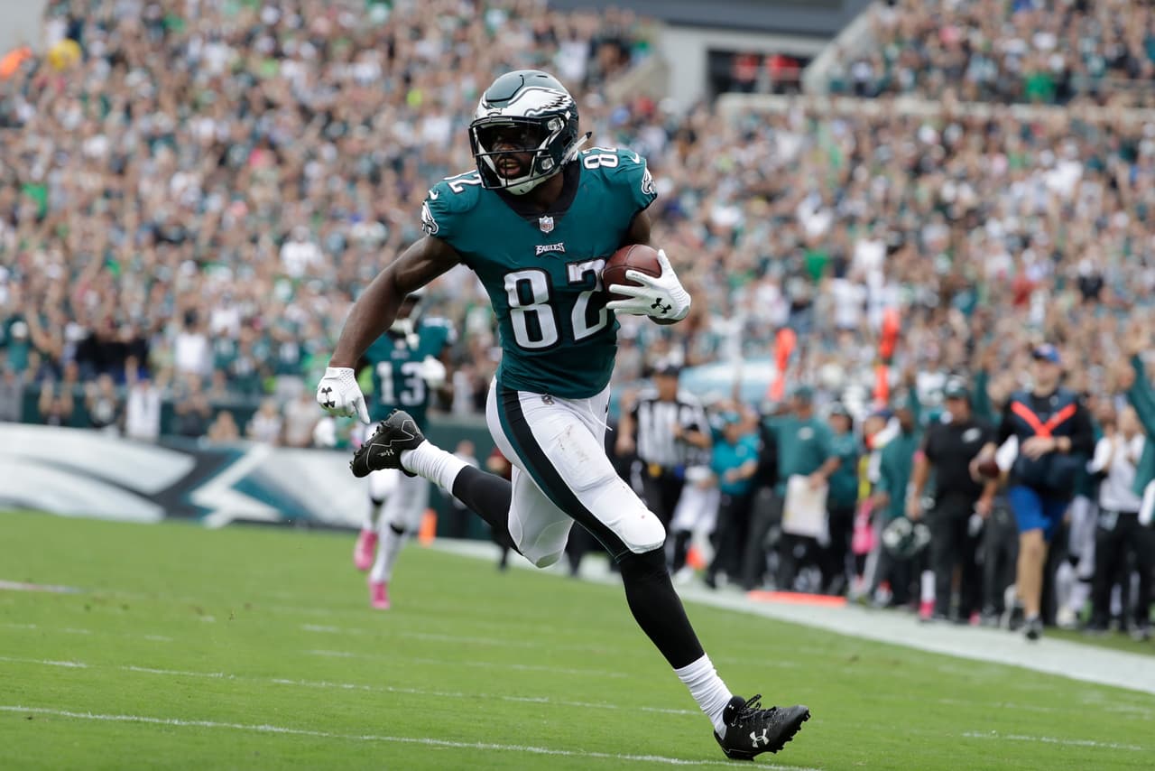 El quarterback encontró a Burton con un pase de 15 yardas para romper el cero.