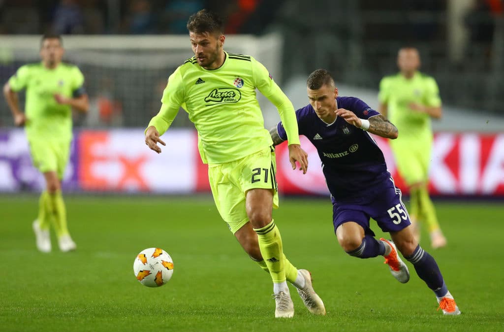 En el Dinamo Zagreb logró conquistar la Liga y la Supercopa en la temporada 2018-2019.