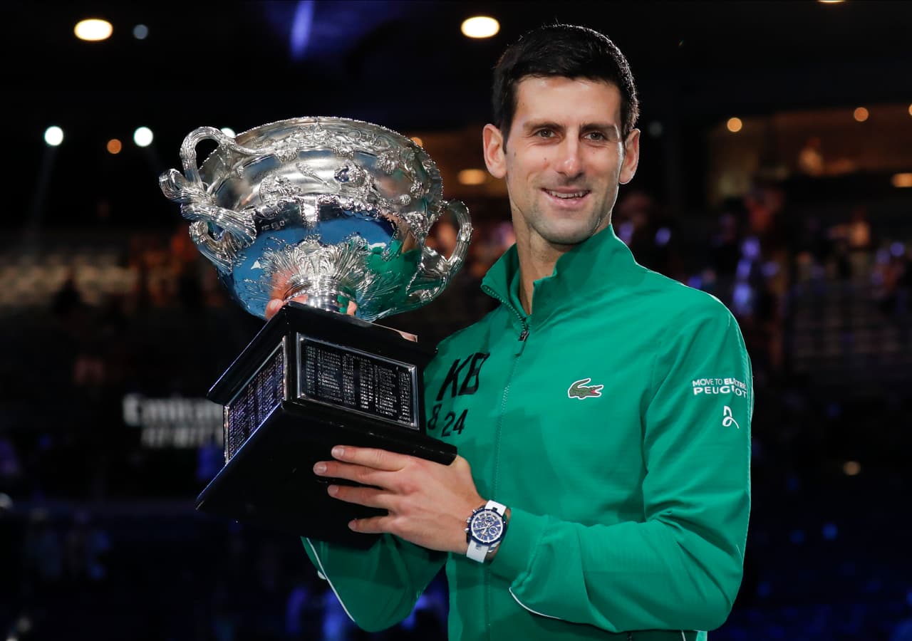 <b>¡Felices 33 años, Novak!</b>
<br>Novak Djokovic está cumpliendo 33 años este 22 de mayo y por eso, resaltaremos algunas virtudes extra-cancha del tenista europeo.