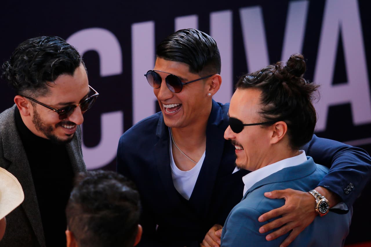 El extécnico de Chivas Matías Almeyda, directivos del club y jugadores llevaron a la Edición 16 del Festival Internacional de Cine de Morelia, realizada en Cinépolis Centro de Morelia para la presentación de 'Chivas, la película'.
