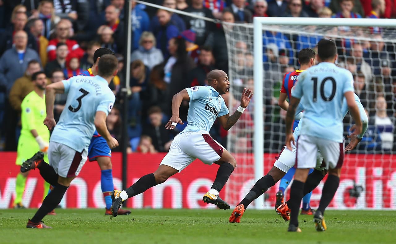 Segundo gol del delantero africano en esta Premier League, tras marcarle al Huddersfiled Town.