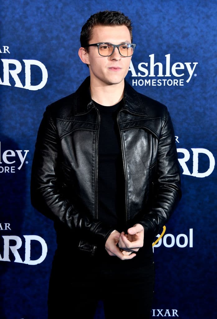 Otros rumores ponen a Henry Canvil y Tom Hardy como los candidatos más fuertes para asumir el papel de 007.