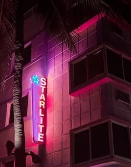 Museum of Science, University of Miami, New World Symphony, The Paramount Miami Worldcenter, Miami Tower y más edificios icónicos, se unieron para apoyar a los de David Beckham en su encuentro ante Nashville.