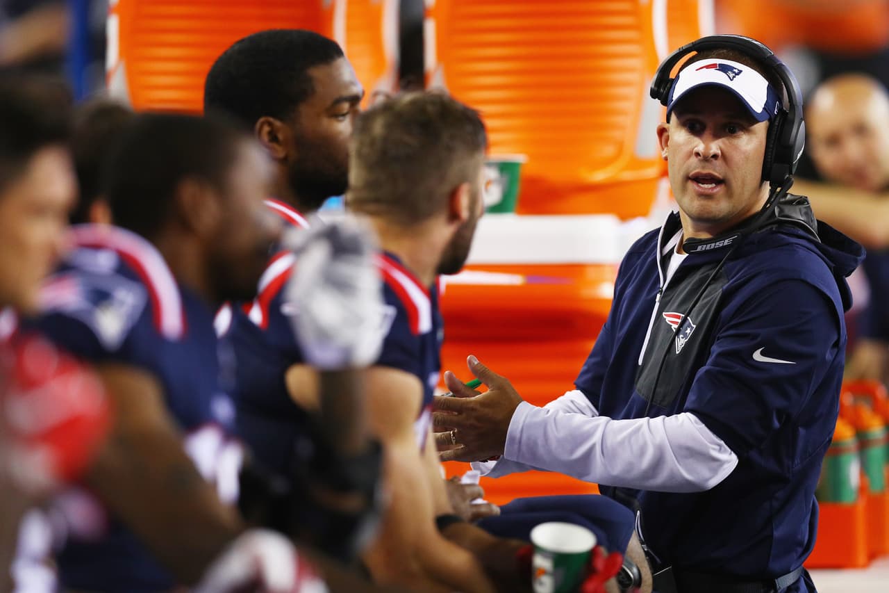 FOXBORO, MA - SEPTEMBER 22: New England Patriots offensive coordinator Josh McDaniels looks on during the second half against the Houston Texans at Gillette Stadium on September 22, 2016 in Foxboro, Massachusetts. (Photo by Maddie Meyer/Getty Images)