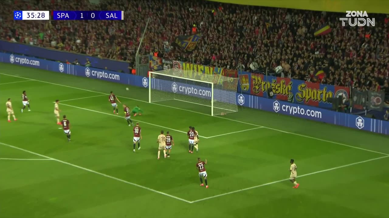 ¡A Amar Dedic se le escapa el empate del Salzburg!