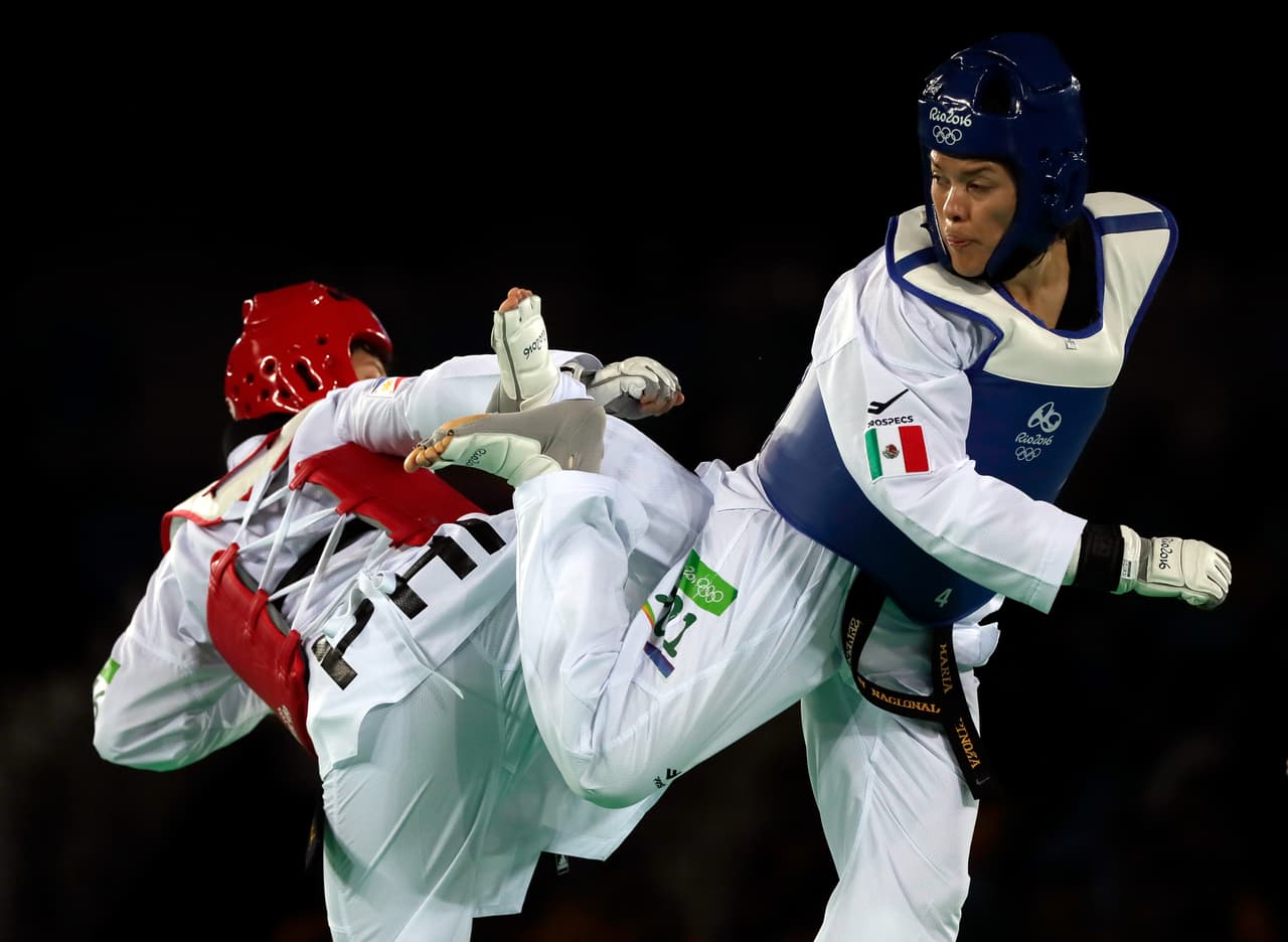 La mexicana María Espinoza pasó a la final de taekwondo y luchará por el oro