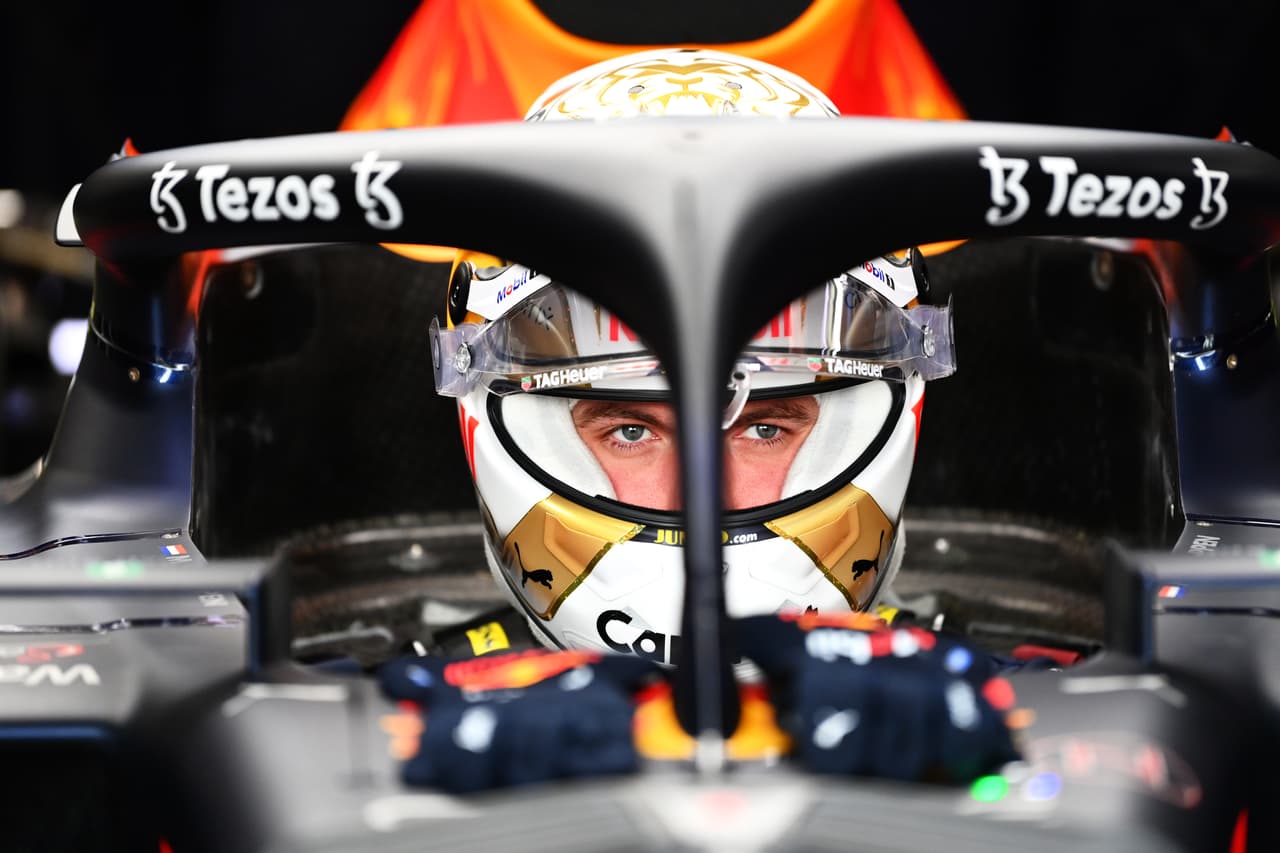 Max Verstappen saldrá en la primera posición para el Gran Premio de Canadá; 'Checo' Pérez en el lugar 13.