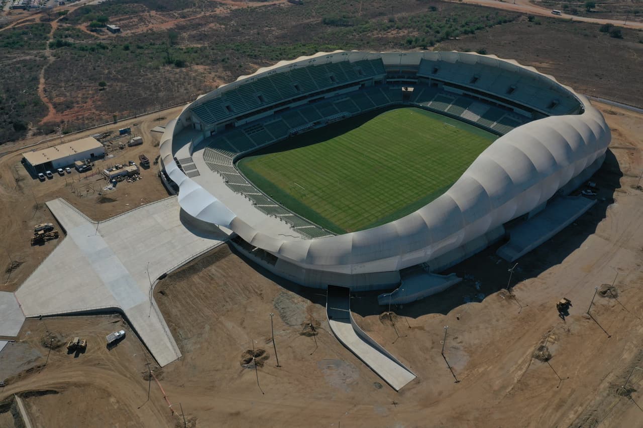 Dicho horario equivale a las 21:30 tiempo del centro de México y 22:30 tiempo del Este en Estado Unidos.