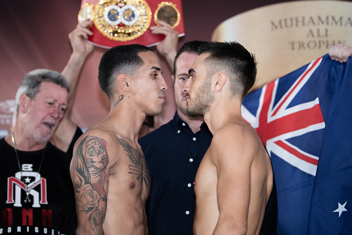 Emmanuel Rodríguez (izquierda) vs. Jason Moloney (derecha) se enfrentarán a 12 rounds, por el título peso gallo de la FIB en poder de Rodríguez, en los Cuartos de Final de la Super Serie Mundial de Boxeo.