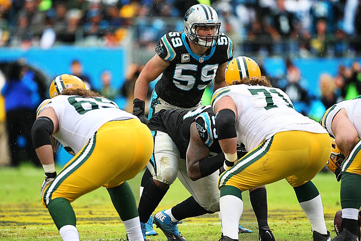 El juego entre Carolina y Green Bay de la semana 9 de la NFL tuvo varias imágenes que no se vieron en primera instancia, aquí te presentamos las mejores de ellas.