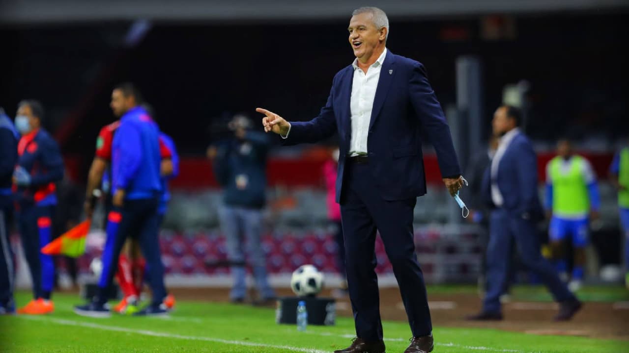Javier Aguirre defiende a Cruz Azul: "No quiero demeritar al campeón"
