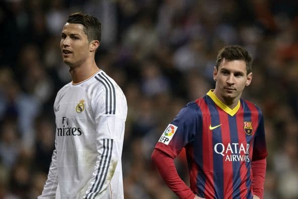 Y a nivel goleo Cristiano Ronaldo y Lionel Messi buscan desbancar a Luiz Adriano del primer sitio como goleador de la Champions League en la temporada actual, el portugués busca empatar al argentino con cuatro títulos de goleo en el certamen, actualmente Cristiano tiene 3 y Messi 4.