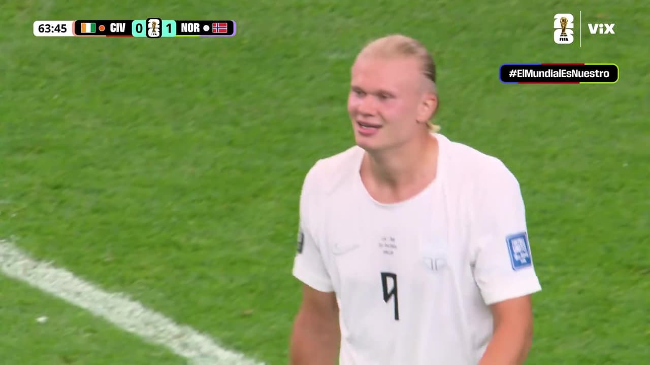¡Haaland también defiende! El goleador salva a Noruega