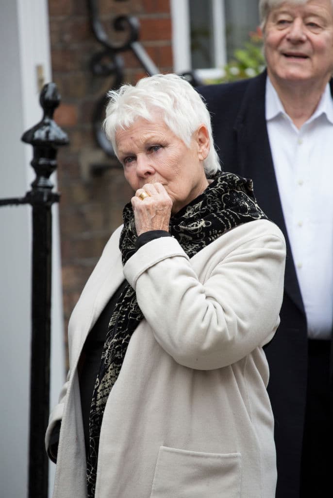 Jane Eyre (2011) - Jane Eyre, una muchacha educada en un orfanato y de triste infancia, es contratada por Edward Rochester para trabajar como institutriz de una niña en Thornfield House.
<br>