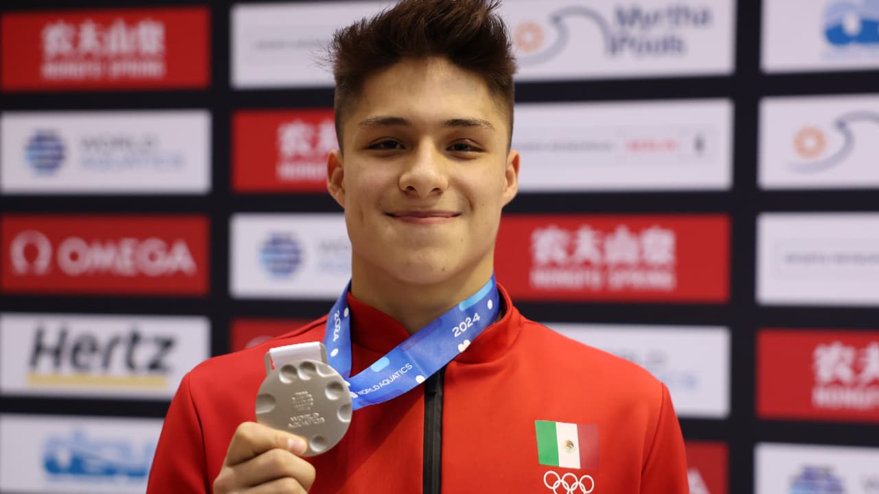 Osmar Olvera se cuelga la plata para México en el Mundial de Clavados de Berlín

