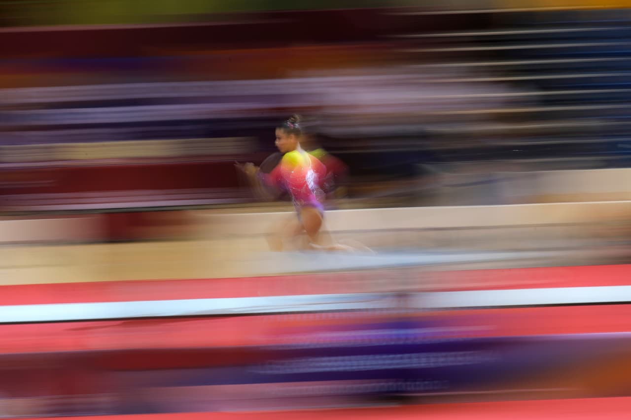 El Aspire Dome, en Doha, la capital de Qatar, es la sede de la edición 2018 del Campeonato Mundial de Gimnasia, que aglomera a los mejores representantes de este deporte en el orbe.