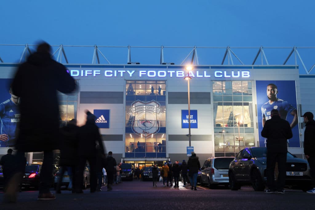 El Cardiff City Stadium estaba listo para albergar el partido de la Jornada 18 entre el Cardiff City y el Manchester United, duelo importante para los dos equipos por sus respectivos motivos.