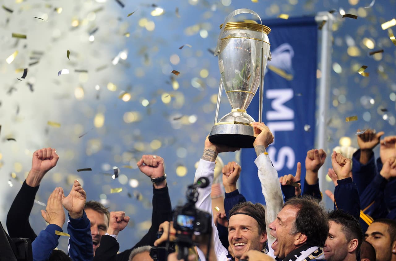 Becks lo pone en alto, fue su primer título en la MLS y el tercero de LA Galaxy.